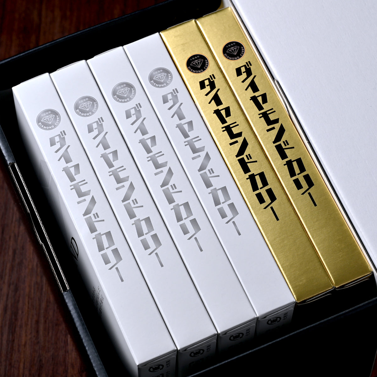 【化粧箱入り】2種食べ比べカレーセット(スタンダード4個+トマト2個)