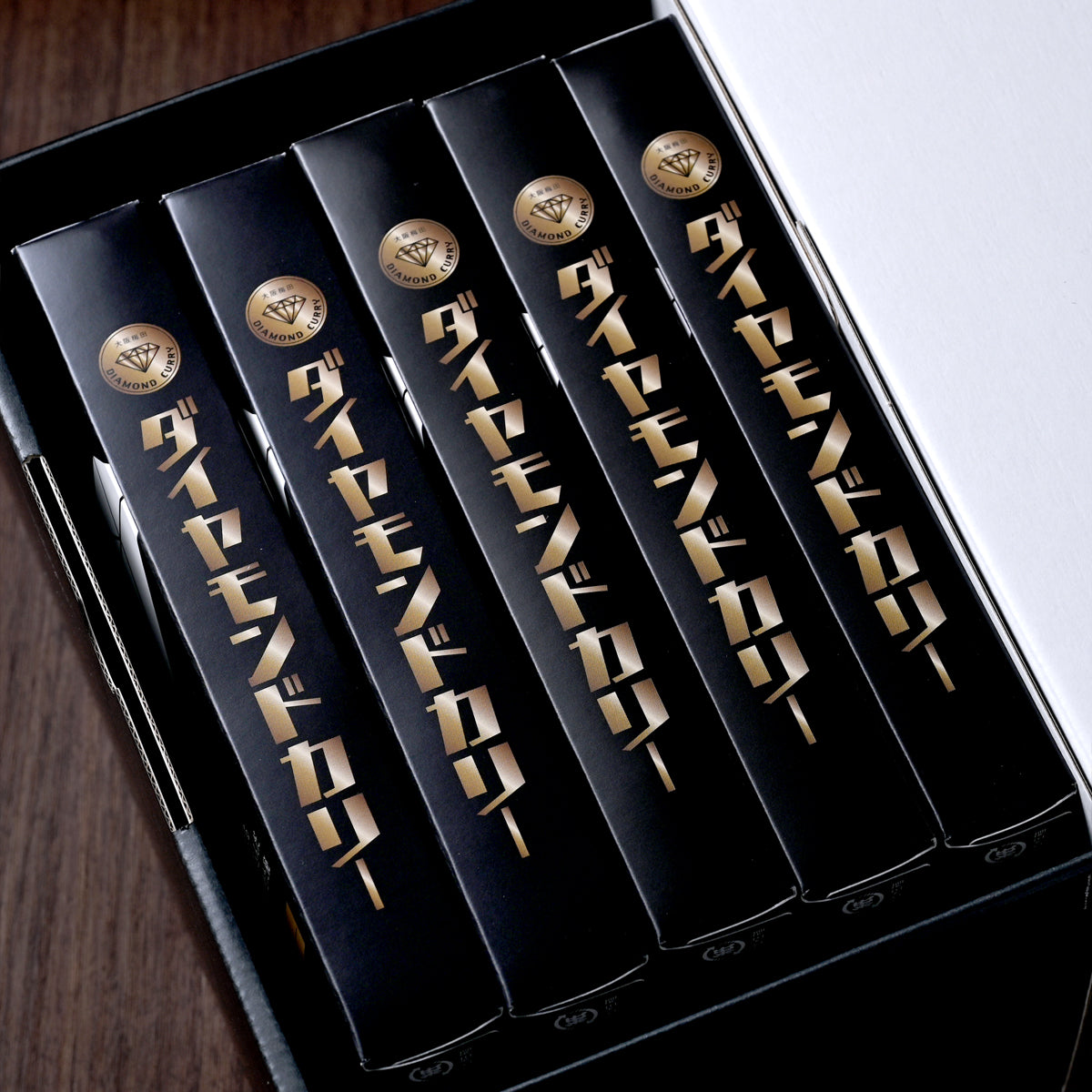 【化粧箱入り】プレミアムビーフレトルトカレー5個セット